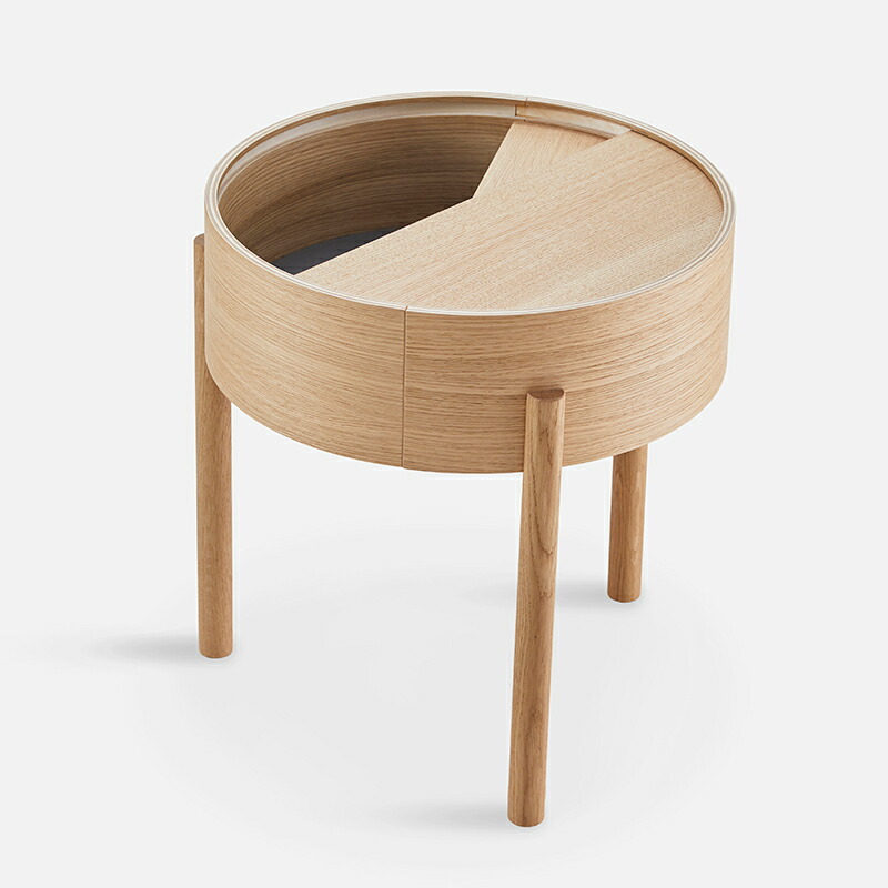 【堅苦しさ】 北欧 WOUD 白木 弧線サイドテーブル オーク材 差しわたし42珊【Design by Julie Begtrup and Ditte Vad】【北欧 インポート 調度品 雑貨 室内装飾 今めかしい】  【ラッピング不可】