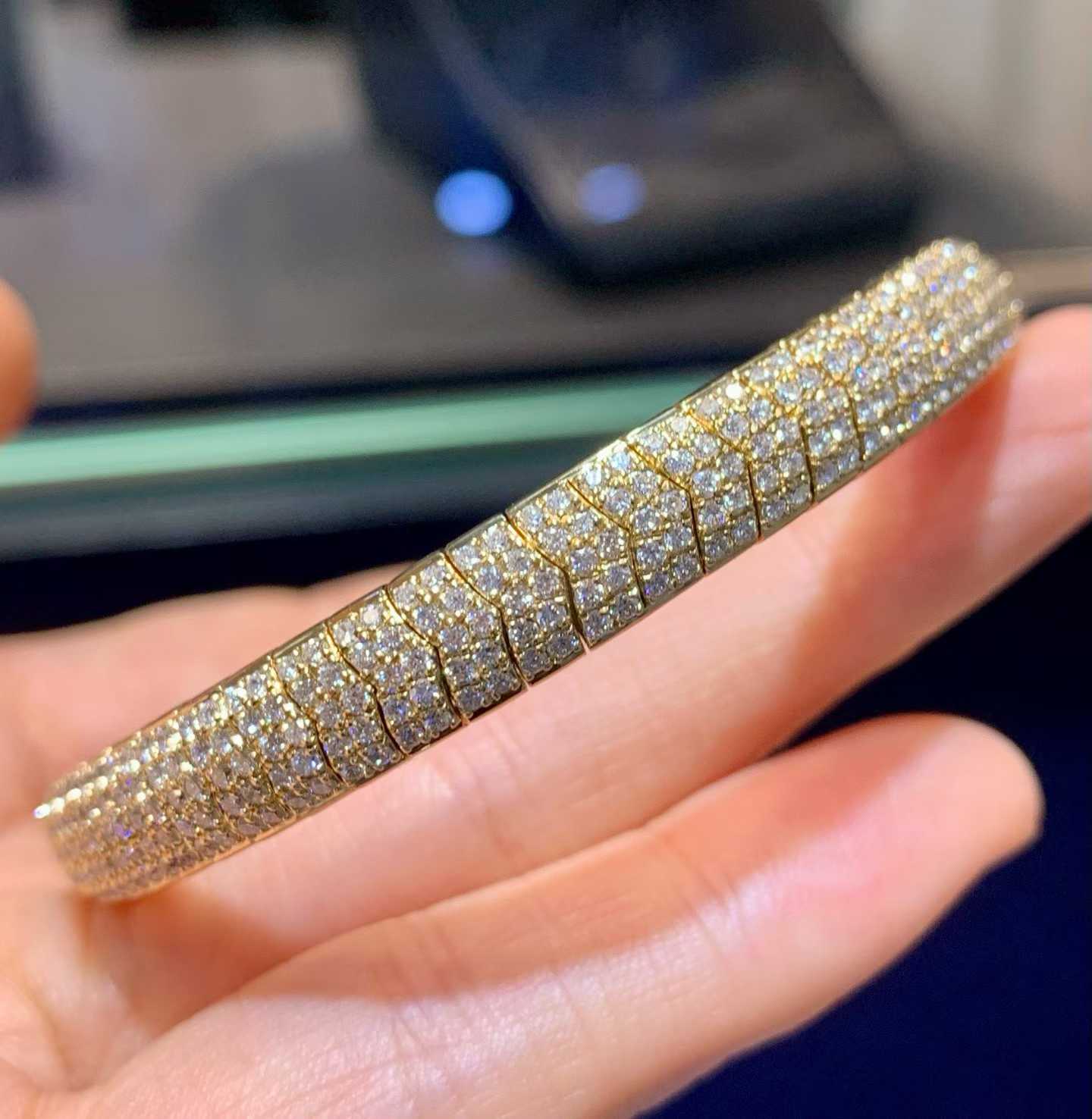 【一点物 イタリア製 ソフトスネーク ダイヤモンド ブレスレット】18Kイエローゴールド｜Diamond Celeb