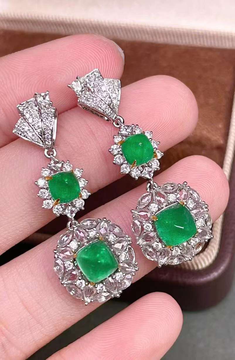 3.50ct 天然エメラルド シュガーローフカット ピアス 18Kホワイトゴールド