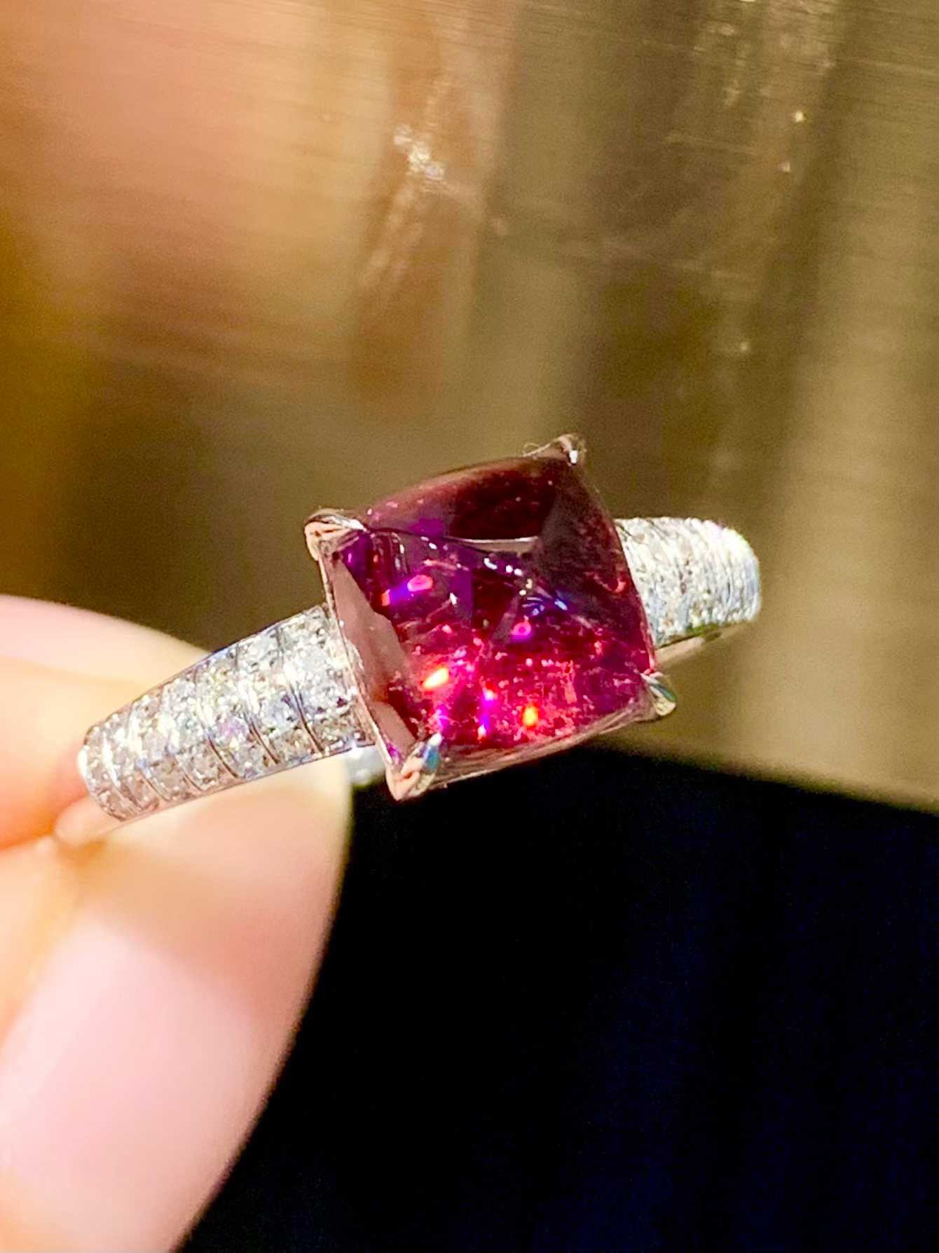 2.05ct 天然ルベライト シュガーローフカット リング 18kホワイトゴールド｜Diamond Celeb