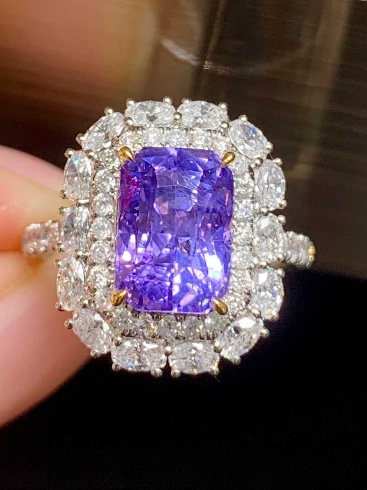 ノーヒート 5.06ct 天然バイオレットサファイア オクタゴンカットリング 18kホワイトゴールド｜Diamond Celeb