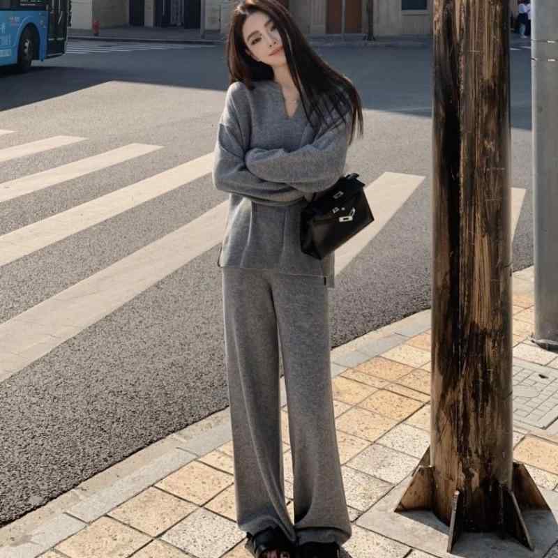 レディース ニットセーター セットアップ Vネック ゆったり 秋冬 ワイドパンツ フィット 上品 ファッション トップス ボトムス ニット素材 暖かみ スタイル