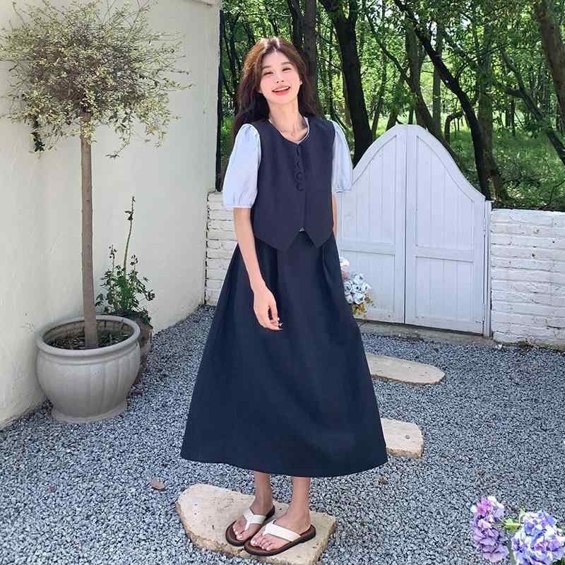 ワンピース レディース 夏 フェイクツーピース Aライン 小柄向け フランス風 優しい雰囲気 高級感 軽量 伸縮性 吸湿速乾 通勤用 普段使い ブラック ピンク系 アイボリー ビッグシルエット Vネック
