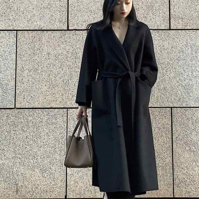 レディース コート ロング丈 ウール ダブルフェイス 水シボ模様 高級感 上品 きれいめ 通勤 オフィス 細見え スタイルアップ 防寒 暖かい シンプル 無地 秋冬 ブラック 黒