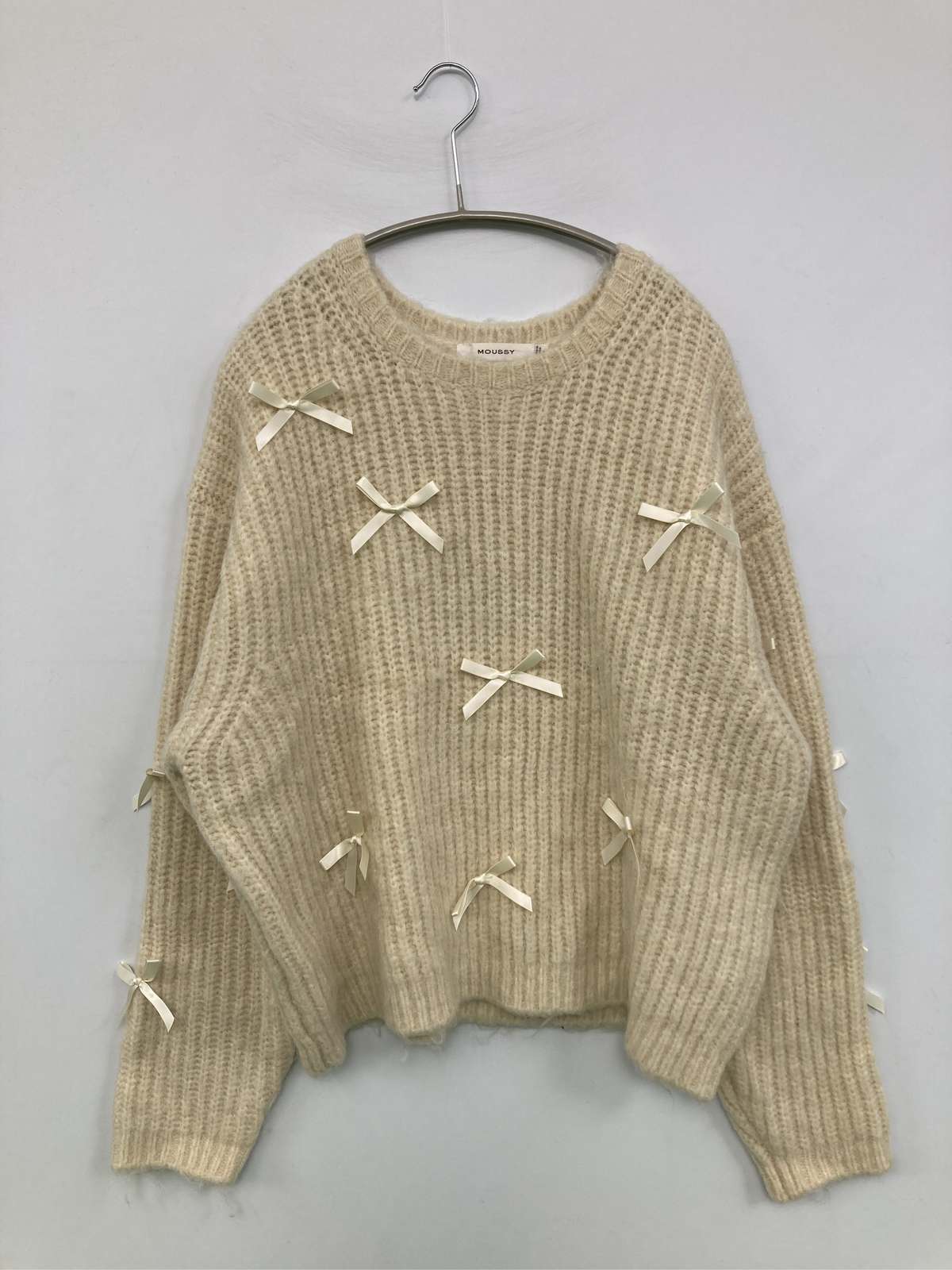 【中古】MOUSSY マウジー 編み物/スウェーター F 象牙色 ナイロン 編み物 無地 シュロの葉 真っただ中丈 長袖 労働者の一団素っ首(丸首) レディース