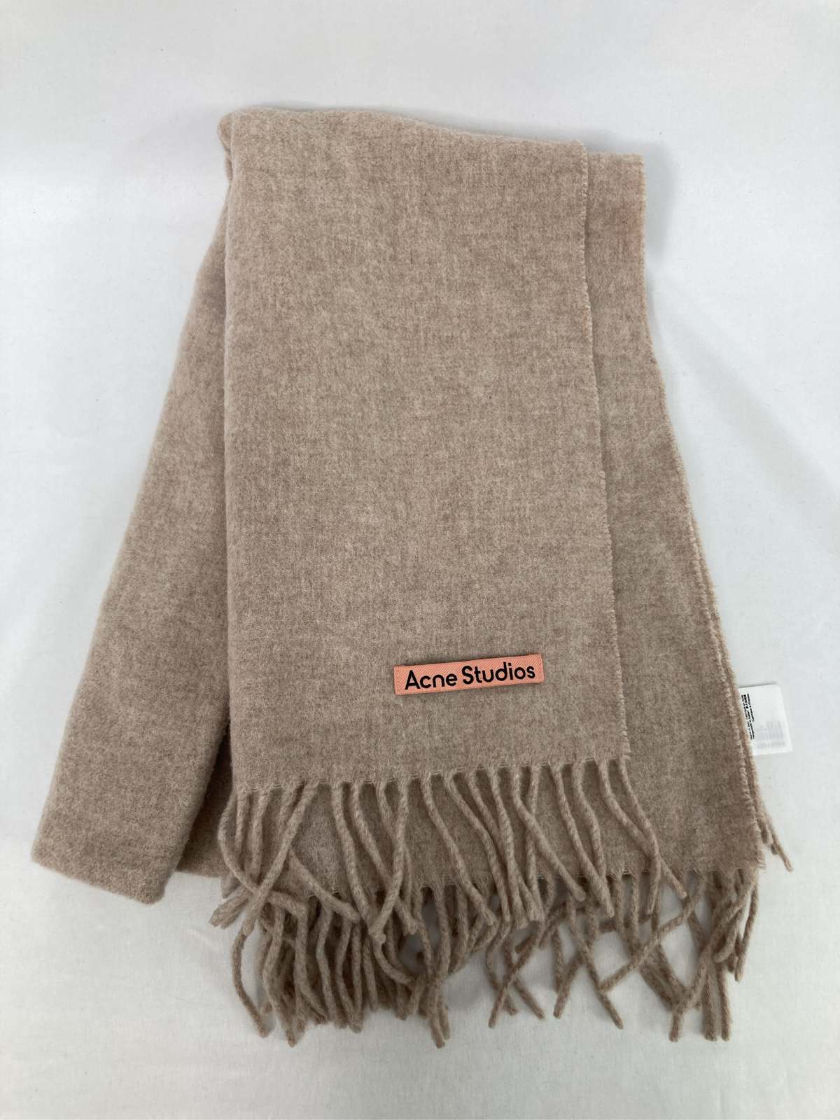 【中古】Acne Studios アクネスタジオ マフラー 200 x 70 cm ベージュ ウール・ニット 無地 ブランドロゴ フリンジ メンズ レディース|digdig 店