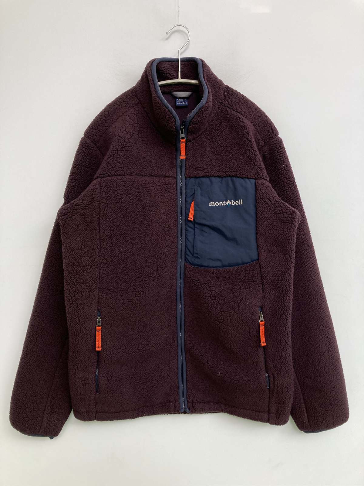 【中古】mont-bell モンベル ブルゾン M パープル ボア 無地 ワンポイント ブランドロゴ ミドル丈 フードなし ジップアップ メンズ レディース｜digdig 店