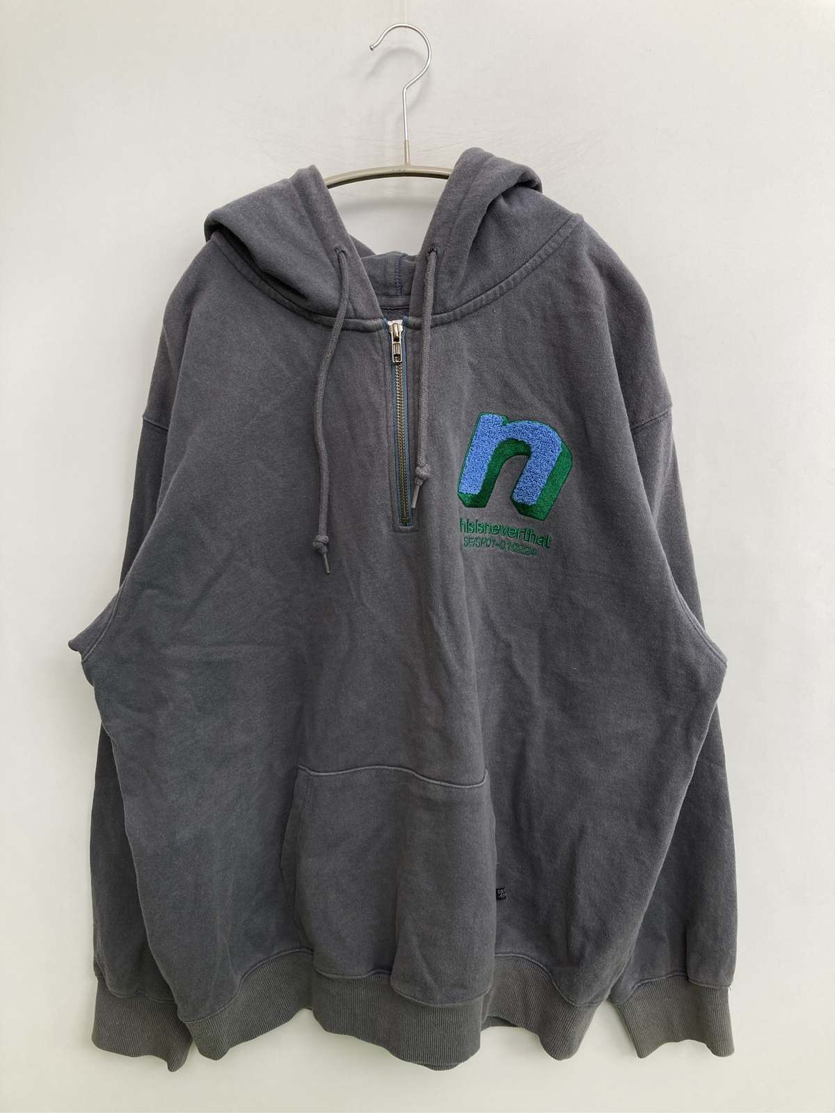 【中古】thisisneverthat ディスイズネバーザット パーカー XL 薄墨色 メンズ レディース