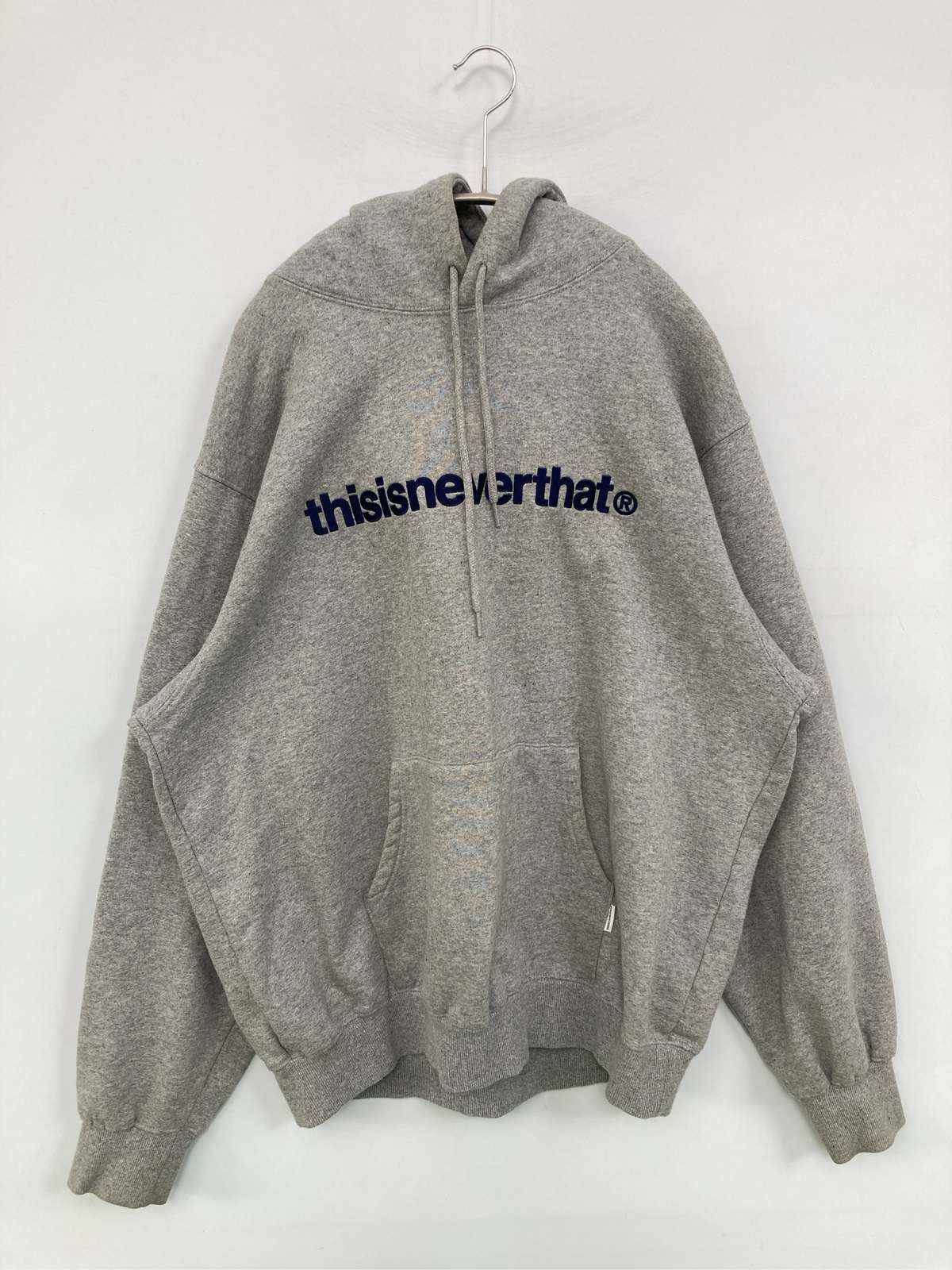 【中古】thisisneverthat ディスイズネバーザット パーカー L 薄墨色 綿織物 裏起毛 ブランド名ロゴタイプ ティーシャツ 長袖 メンズ レディース