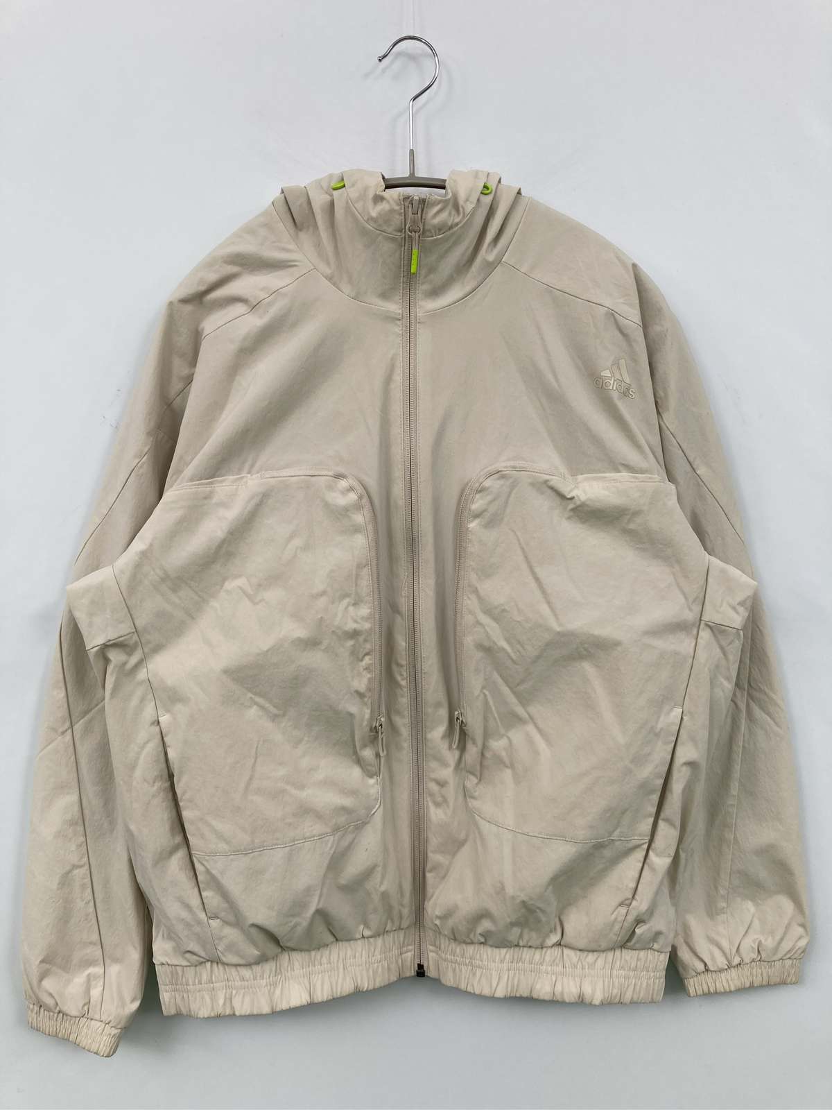 【中古】adidas アディダス ナイロン上衣 J/L ベージュ 無地 ブランド名ロゴタイプ ボンネットあり メンズ