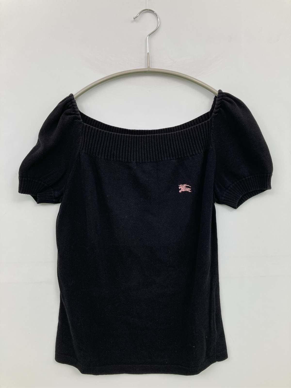 【中古】BURBERRY BLUE LABEL バーバリーブルーレーベル ニット/セーター 38 ブラック コットン ニット 無地 ワンポイント ブランドロゴ 刺繍 ミドル丈 半袖 スクエアネック レディース|digdig 店