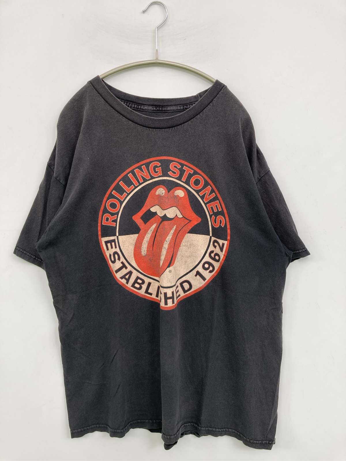 【中古】Tシャツ/カットソー グレー 前面プリント ミドル丈 半袖 クルーネック(丸首) メンズ|digdig 店