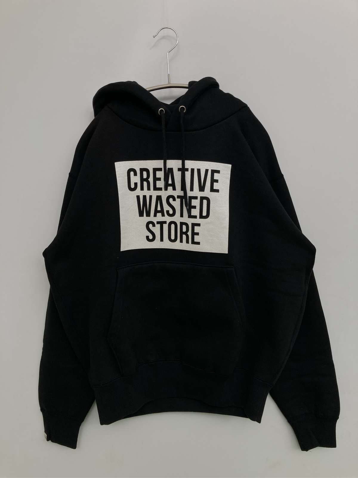 【中古】CREATIVE パーカー MEDIUM ブラック メンズ レディース｜digdig 店