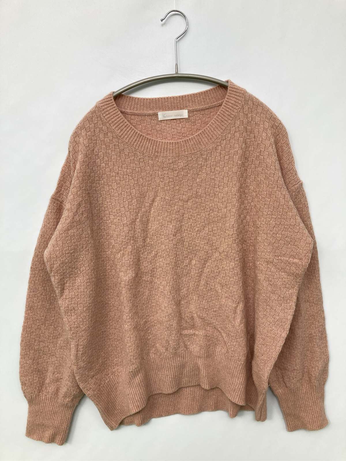 【中古】Quatre melange 編み物/スウェーター 38 サクラ色 羊毛・編み物 無地 真っただ中丈 労働者の一団素っ首(丸首) 長袖 レディース