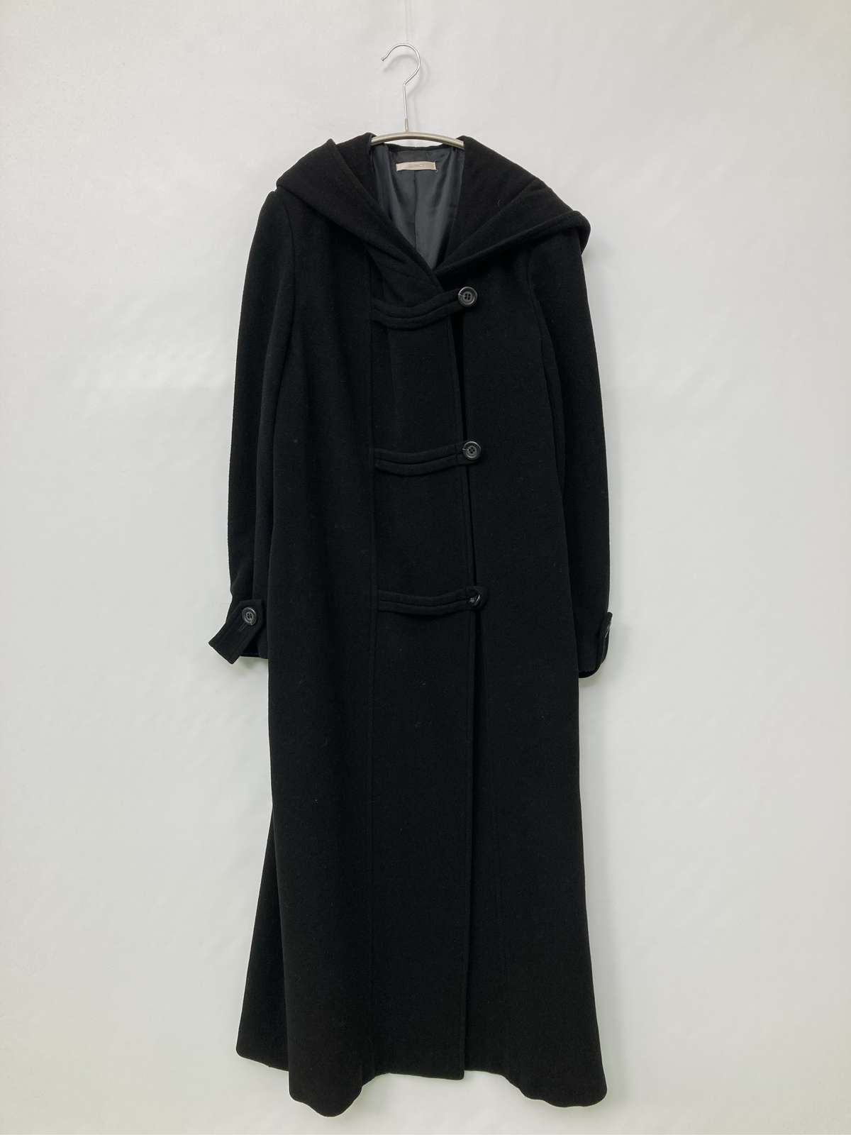 【中古】QUINCY ダッフルコート 黒いこと 無地 ロング丈 ボンネットあり レディース