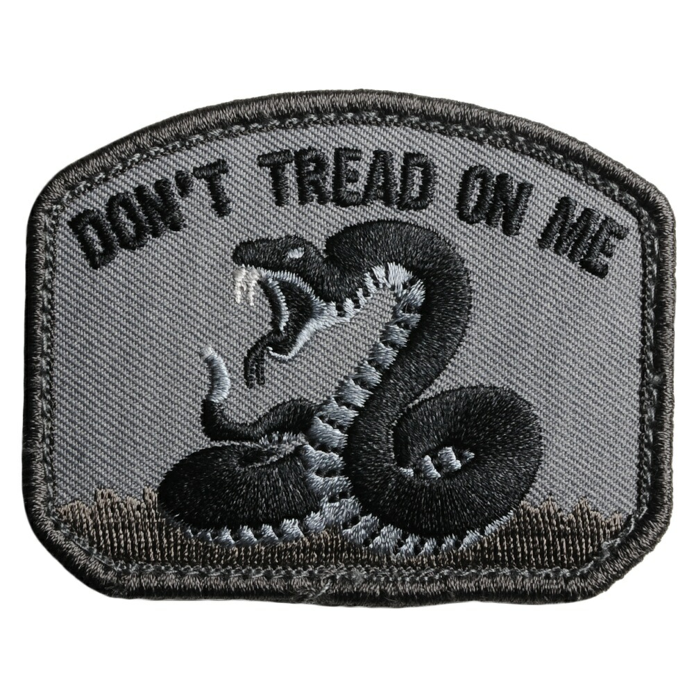 楽天市場 Mil Spec Monkey パッチ 蛇 ガズデン旗 Dont Tread On Me ベルクロ Swat ミルスペックモンキー ワッペン ガラガラヘビ ミリタリーワッペン ミリタリーパッチ アップリケ 記章 徽章 襟章 肩章 胸章 階級章 スリーブバッジ ミリタリーショップ レプマート