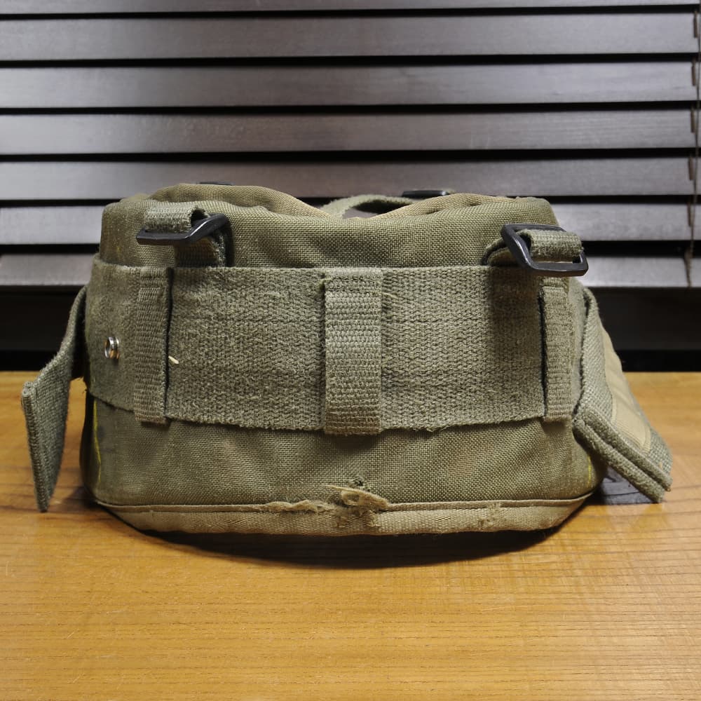 最新入荷 オーストリア軍放出品 ウエストベルト Kaz03バックパック用 Sサイズ バックパックベルト ミリタリーバッグ アクセサリー バッグ用パーツ 腰当て 腰パッド ベルトパット ミリタリーパッド ミリタリーサープラス ミリタリーグッズ ベルトパッド Bagochile Cl