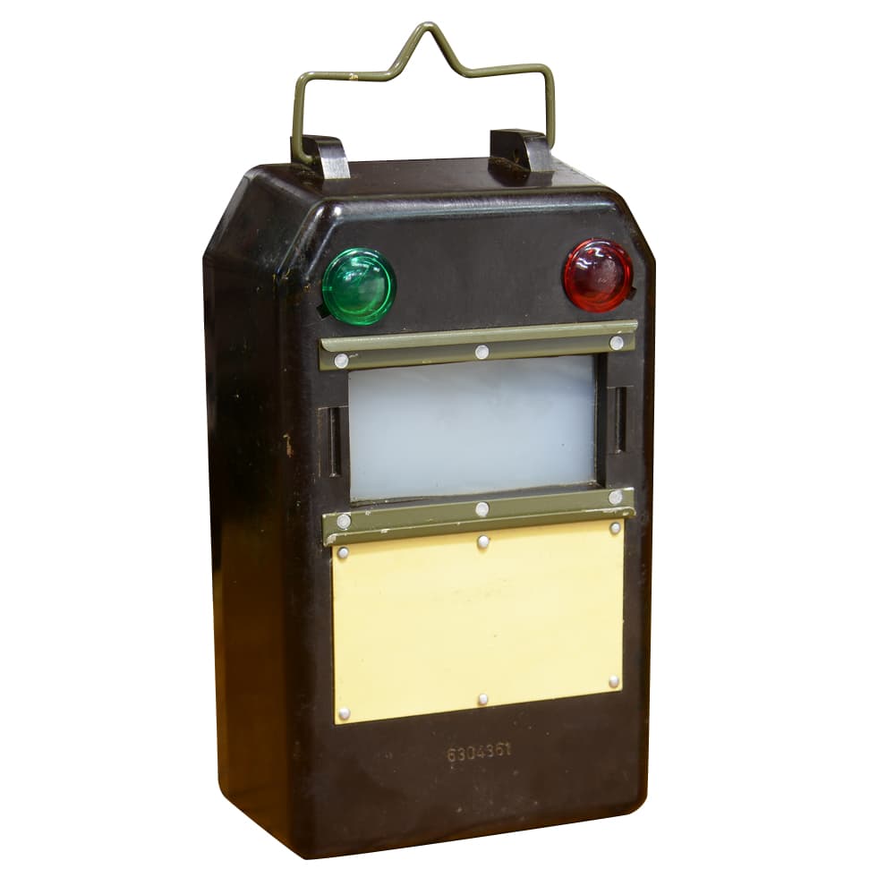 楽天市場】ドイツ軍放出品 シグナルライト 懐中電灯 カラー