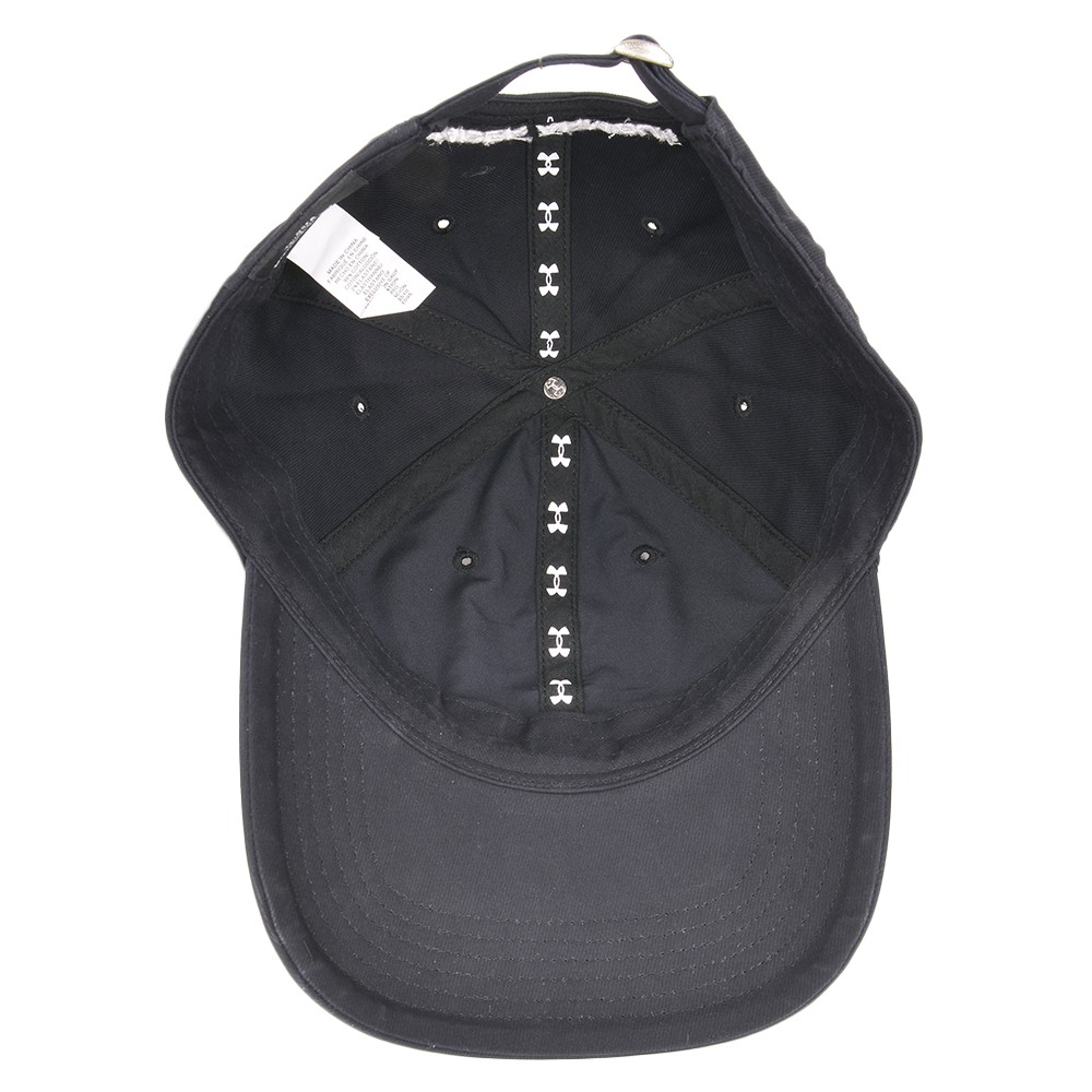 under armour black baseball cap