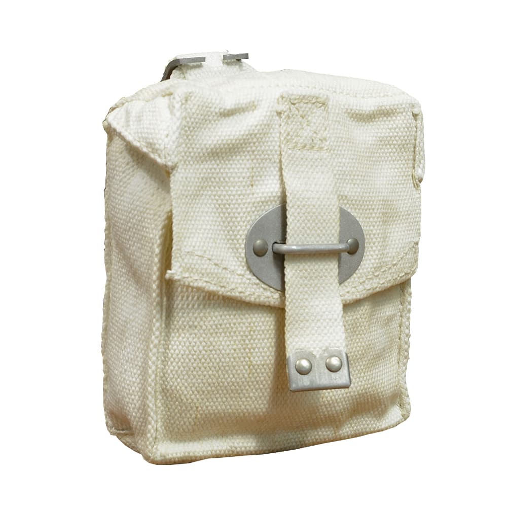 ドイツ軍幕　ポール　美品　袋付き 楽天市場】ドイツ軍放出品 テント用ポール&ペグセット 収納袋