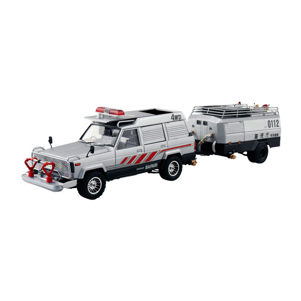 【組立済完成品】1/24 帰ってきた あぶない刑事 港303号 覆面パトカー Amazon | 青島文化教材社 あぶない刑事 SP 帰ってきた あぶない
