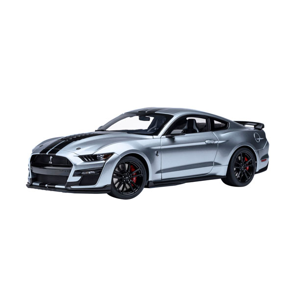 送料無料◆オートアート 1/18 フォード マスタング シェルビー GT500 (シルバー/ブラック・ストライプ) ミニカー 73096 （ZM161273）