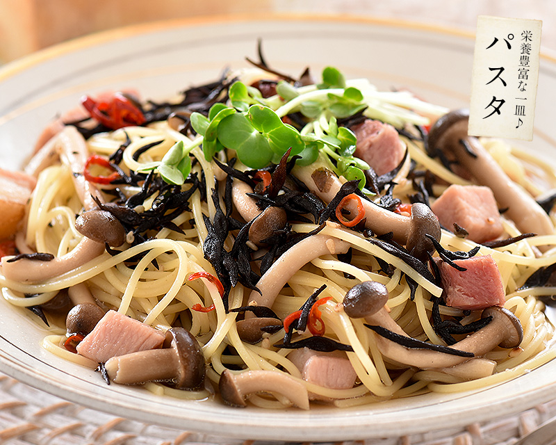【10/1限定 エントリーでP最大12倍！】 ひじき ふりかけ しそひじきふりかけ 110g×2袋（約44食分）生ふりかけ 送料無料 ポイント消化 ひじきふりかけ おにぎり しそひじき ご飯のお供 ヒジキ ギフト グルメ 健康食品 食品 食べ物