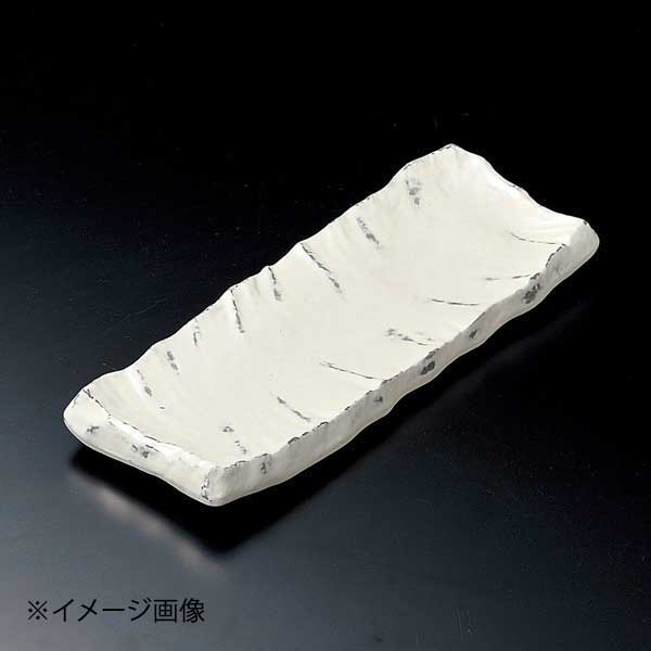 粉引拭取りガタ彫12.0皿
