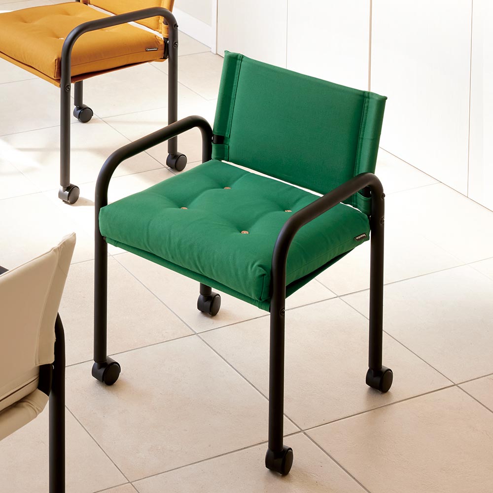 中古innovatorイノベーターキャプテンチェア クロームメッキ　グレー 中古innovatorイノベーターキャプテンチェア クロームメッキ