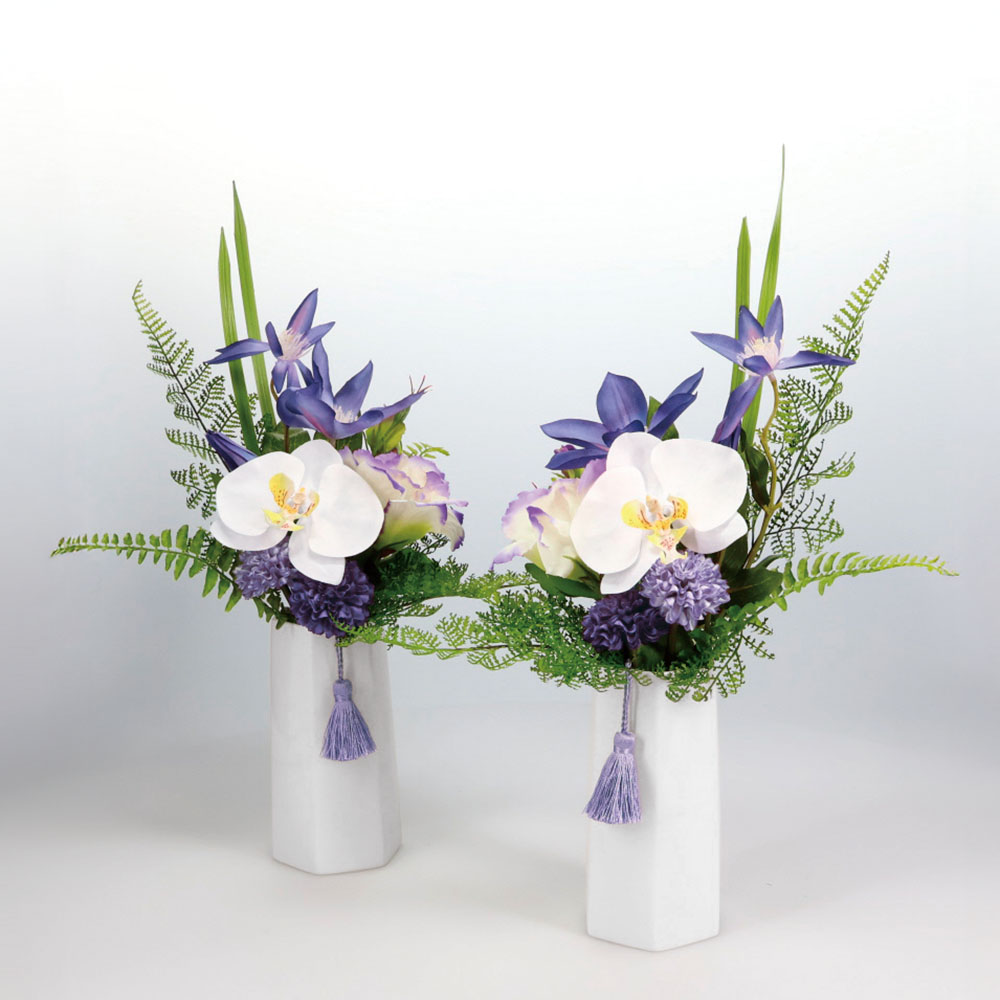 【最大7000円OFFクーポン 4月20日迄】 フラワーベース付きお供え花束 お得な2個セット アートフラワー 造花 インテリアグリーン KR1025 \LINE友だち登録でクーポン/