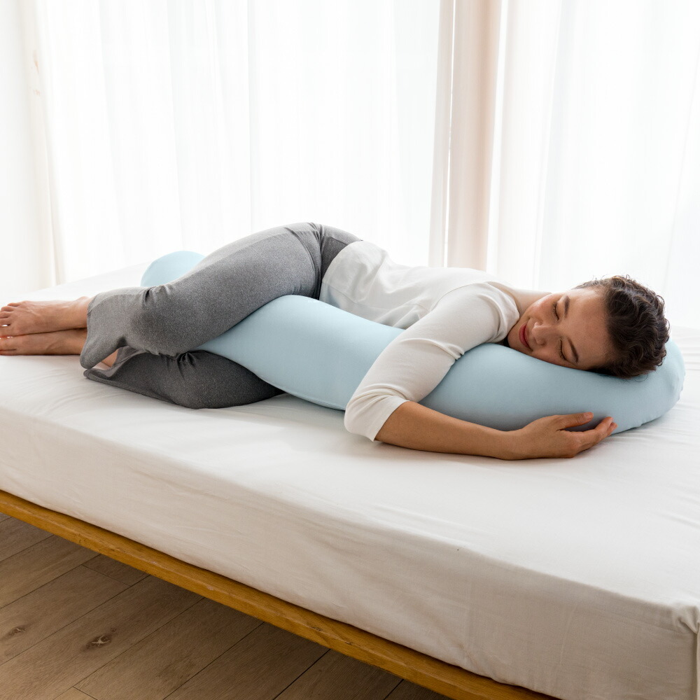 「王様の枕」女性整体師監修 骨盤を支える抱き枕 抱き枕本体＆専用カバーセット 枕 647004 ＼LINE友だち登録でクーポン／