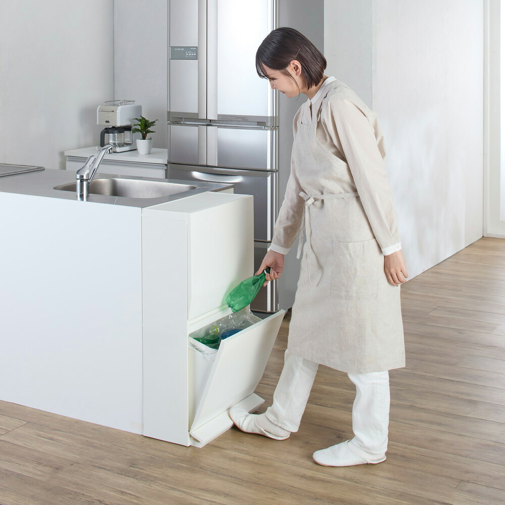 【45リットル】抗菌加工あり 通路に置ける薄型ベダル式ダストボックス リビング ダストボックス 587116 ＼LINE友だち登録でクーポン／