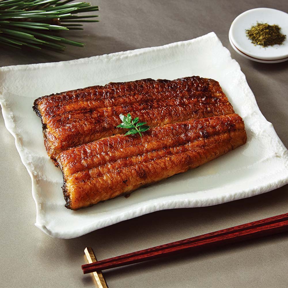 【クーポン最大5千円OFF 4/8迄】 「京都・鰻割烹＜まえはら＞」三河一色産 小分けうなぎ蒲焼（60gx5袋） 魚 海産加工品 海産物 NH1803 ＼LINE友だち登録でクーポン／
