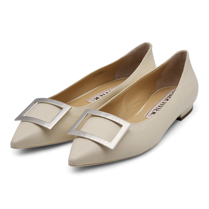 ロジェヴィヴィエ　ローヒール　パンプス　バレーシューズ　フラットシューズ　正規品 楽天市場】【アウトレット】ロジェヴィヴィエ ROGER VIVIER