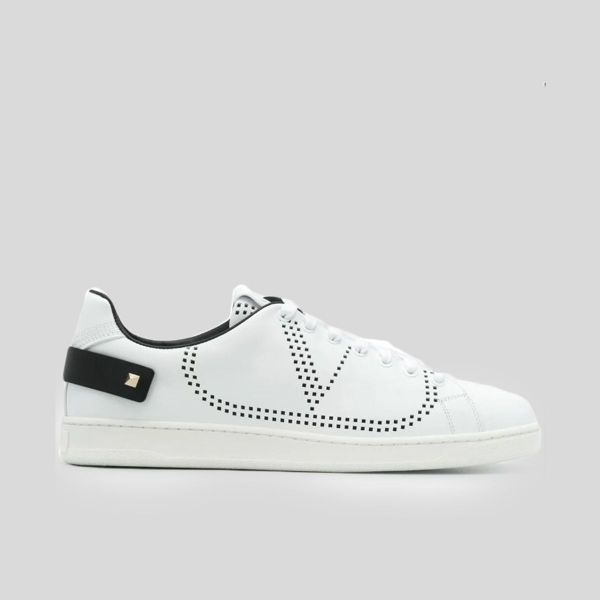 楽天市場】Valentino ヴァレンティノ ガラヴァーニ ロックスタッド バクネット スニーカー Valentino Garavani  Rockstud Backnet Sneakers - White : DIO GRECO
