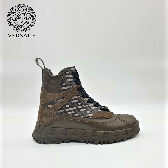 Versace ヴェルサーチェ ラ グレカ 名書き ブーツ La Greca Signature Boots