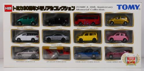 トミカ 30周年メモリアル寄せあわせ
