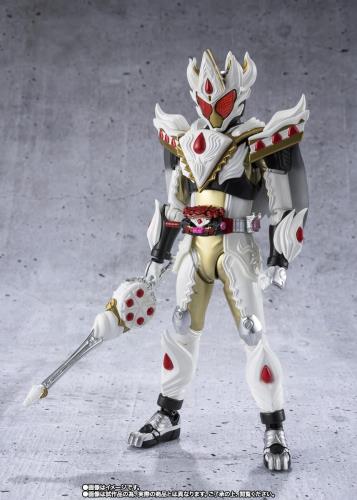 S.H.Figuarts 仮面ライダーガヴ ケーキングフォーム｜DIOマート