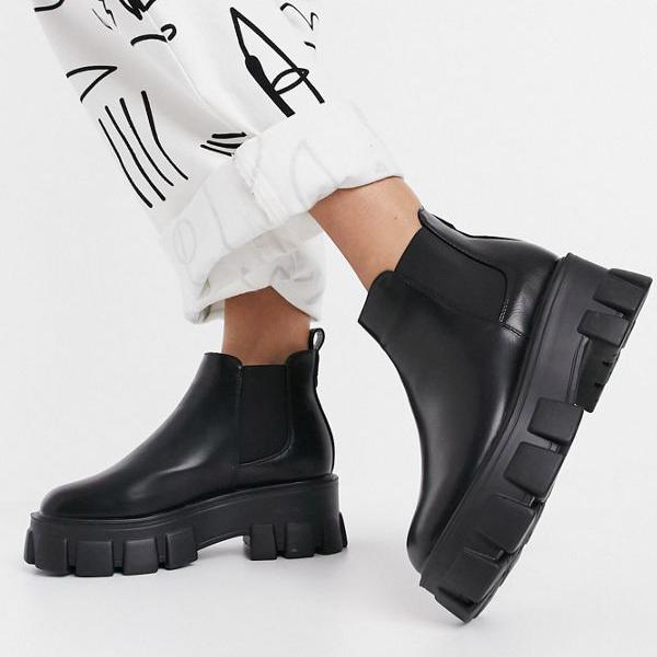 期間限定送料無料 Schuh 黒の分厚いソールのシューアンナチェルシーブーツ 靴 レディース 女性 インポートブランド 小さいサイズから大きいサイズまで 安い Www Faan Gov Ng