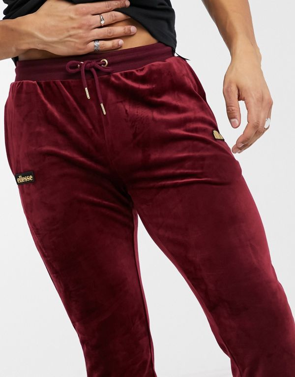 海外最新 エレッセ Ellesse Ellesse Ellessecenoneメタリックロゴベロアジョガー赤 パンツ ボトム メンズ 男性 インポートブランド 小さいサイズから大きいサイズまで セレクトショップ Diva Closet 独創的 Www Balloonylandkw Com