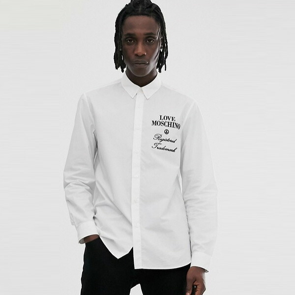 注目ブランド Love Moschino 全面ロゴプリント長袖シャツメンズ トップス ブラウス オーバーサイズ 代 30代 40代 ファッション コーディネート小さいサイズから大きいサイズまで オシャレ トレンド ｔシャツ インポート トレンド 京都のセレクトショップdivacloset