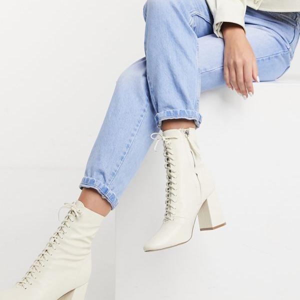 流行に 小さいサイズから大きいサイズまで インポートブランド 女性 レディース 靴 ベージュのpimkieレースフロントヒールブーツ Pimkie ピンキー 代 50代 40代 30代 As Spmau Ac In