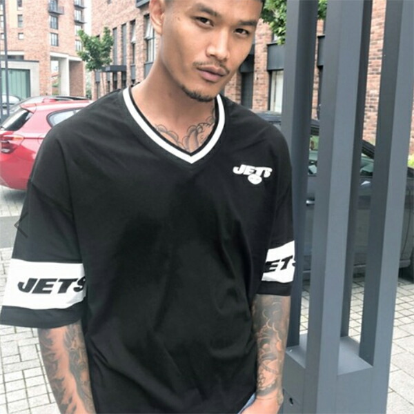 春夏新作モデル 30代 代 Tシャツ スポーツvネック コーディネート オーバーサイズ Jets Nfl Design Asos 40代 コーディネート ファッション As Www Satiscan Com
