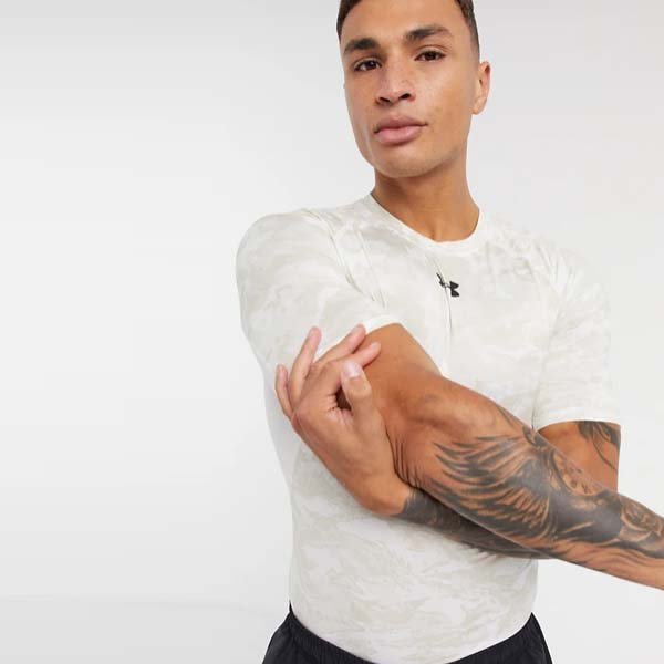 福袋 Tシャツ カットソー Armour Under アンダーアーマー 迷彩 ロゴ コーディネート プレゼント ファッション 40代 30代 代 コーディネート Tシャツ Agrovisiongroup In