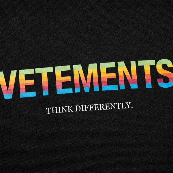 Vetements ベトモン ヴェトモン ロゴ 大きいサイズ トップス トレーナー メンズ 男性 お洒落 ブランド インポート 大きいサイズ 代 30代 40代 インポート ブランド インポート 大きいサイズ 代 30代 40代 セレクトショップ Diva Closet京都のセレクトショップdivacloset Vetements ベトモン ヴェトモン ロゴ 大きいサイズ トップス トレーナー メンズ 男性 お洒落 ブランド インポート 大きいサイズ 代 30代 40代 インポート ブランド インポート 大きいサイズ 代 30代 40代 セレクトショップ Diva Closet京都のセレクトショップdivacloset