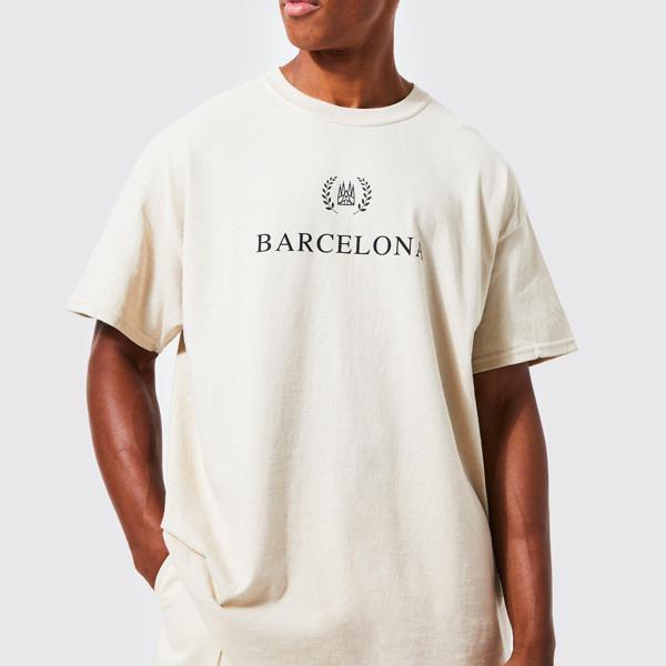 21特集 Boohoo ブーフー Boohoo 特大バルセロナプリントtシャツ トップス メンズ 男性 インポートブランド 小さいサイズから大きいサイズまで 代 30代 40代 プレゼント 誕生日 O E Kanematsuusa Com