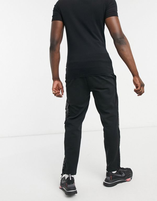 ヒューゴボス Hugo Hugoboss Hugo Boss Hugodurimiカーゴジョガーブラック パンツ すそ メンズ 成人男性 インポートブランド ちさい大いさから厳しいサイズまで Colegiovictorhugo Cl
