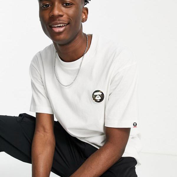 メール便なら送料無料 楽天市場 ア ベイシング エイプ pe By A Bathing Ape pe By A Bathingapeアイボリーのシリコンバッジが付いたワンポイントtシャツ トップス メンズ 男性 インポートブランド 小さいサイズから大きいサイズまで セレクトショップ Diva