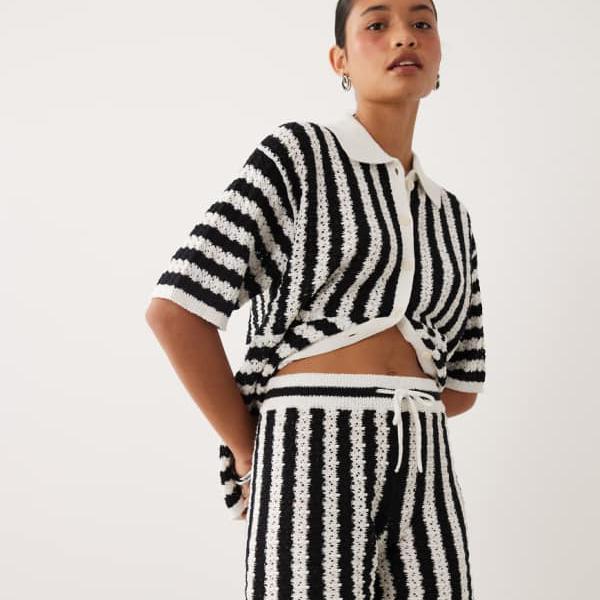エイソス ASOS asos ASOS DESIGN スラブストライプ ショートパンツ セットアップ（モノ） パンツ ボトム レディース 女性 インポートブランド 小さいサイズから大きいサイズまで