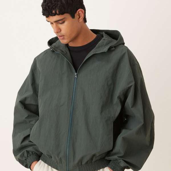 エイソス ASOS asos ASOS DESIGNのオーバーサイズトラックジャケット（ダークグリーン） アウター メンズ 男性 インポートブランド 小さいサイズから大きいサイズまで｜セレクトショップ　Diva　Closet